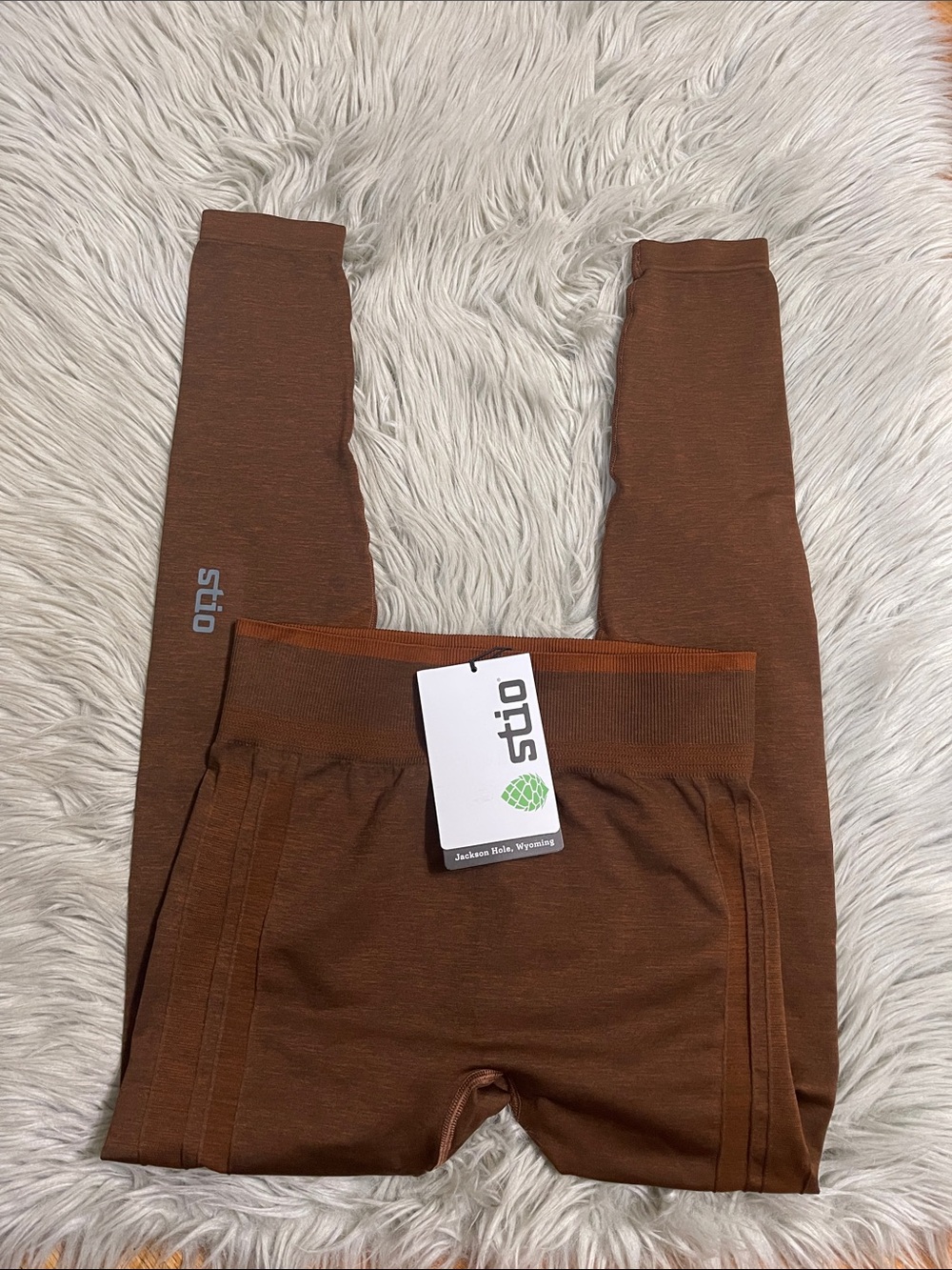Stio Chestnut Brown Active Seamless Leggings - Picture 2 of 5